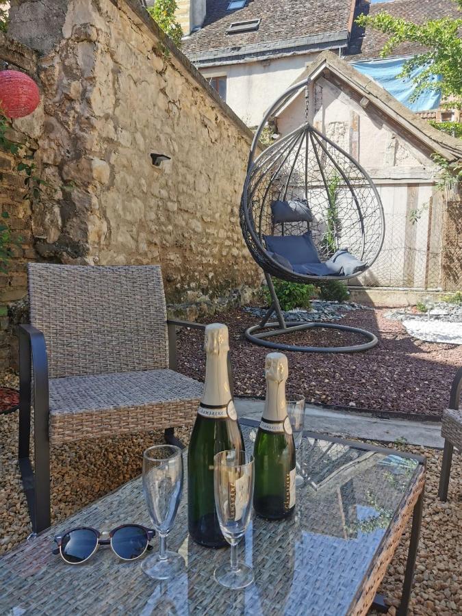 דירות טרואה Les Cieux De La Cathedrale - Calme - Jardin - Wifi מראה חיצוני תמונה