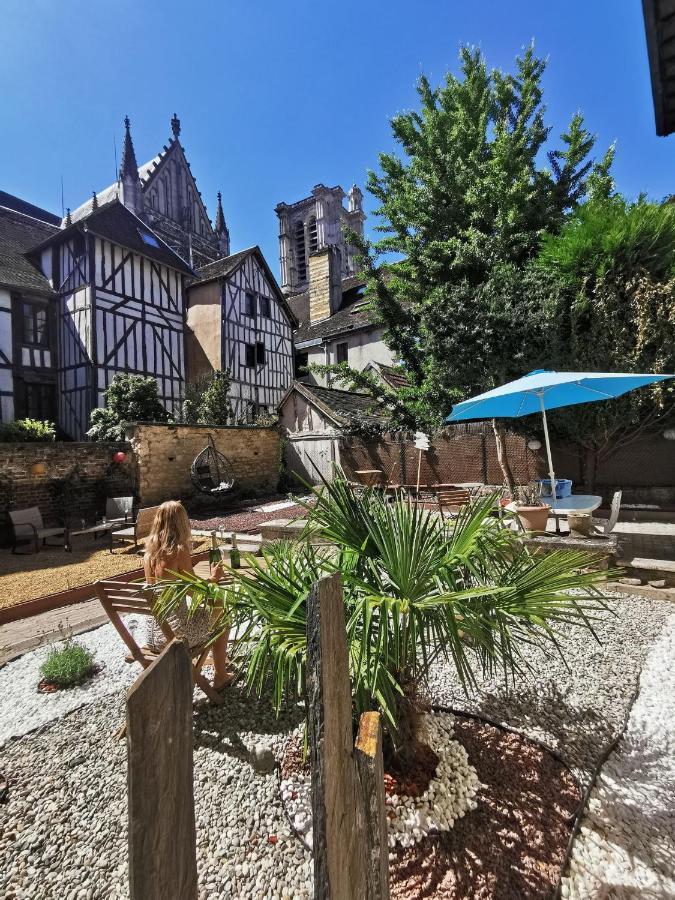 דירות טרואה Les Cieux De La Cathedrale - Calme - Jardin - Wifi מראה חיצוני תמונה